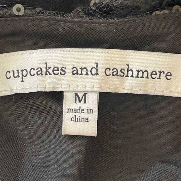 Cupcakes & Cashmere Black Lace Sequin Top MED Whimsygoth Evening Glamorous - Picture 9 of 10